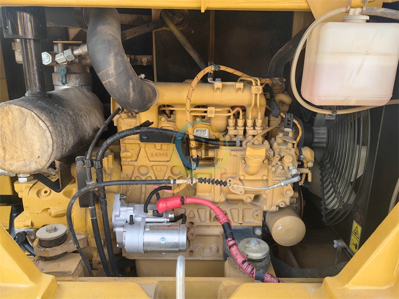 Cat 305 mini excavator