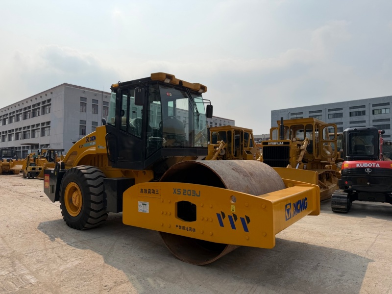 XS203J Used road roller on sale