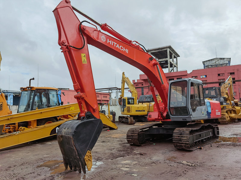 Hitachi EX200-3 Excavator