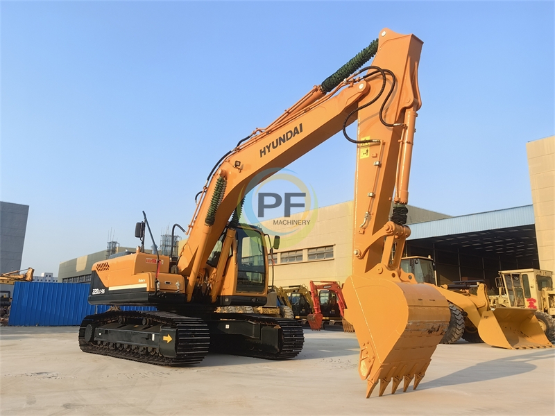 220LC-9S Hyundai Excavator on sale