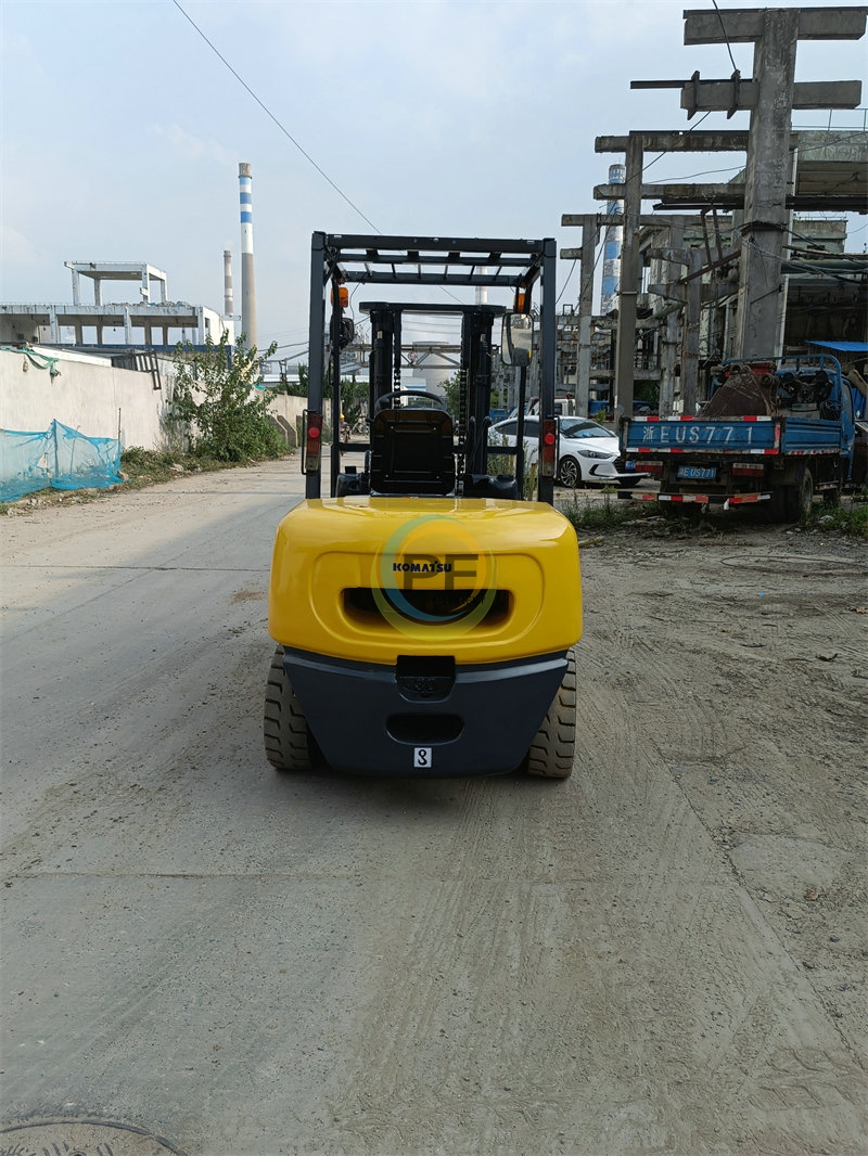 komatsu fd30-17 3t forklift