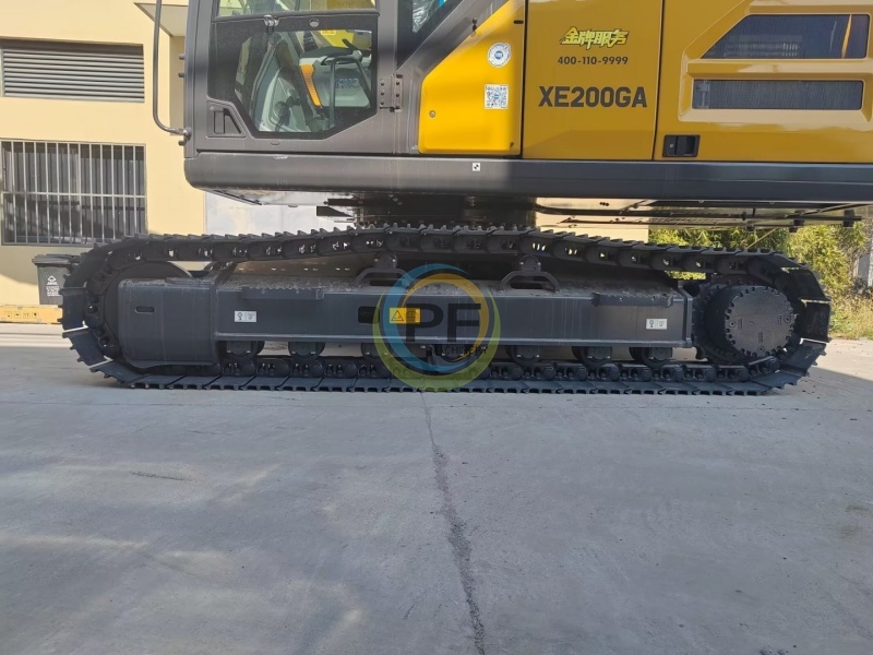xcmg xe200 excavator