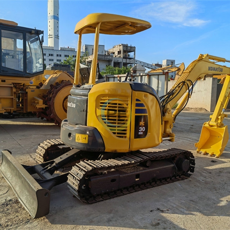 used komatsu excavator pc30