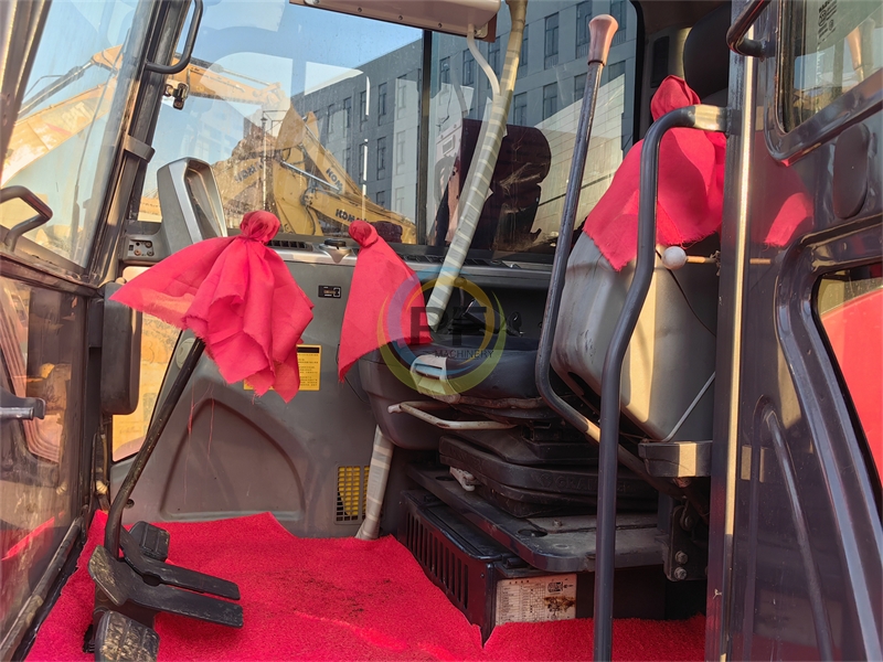 doosan dx60 mini excavator