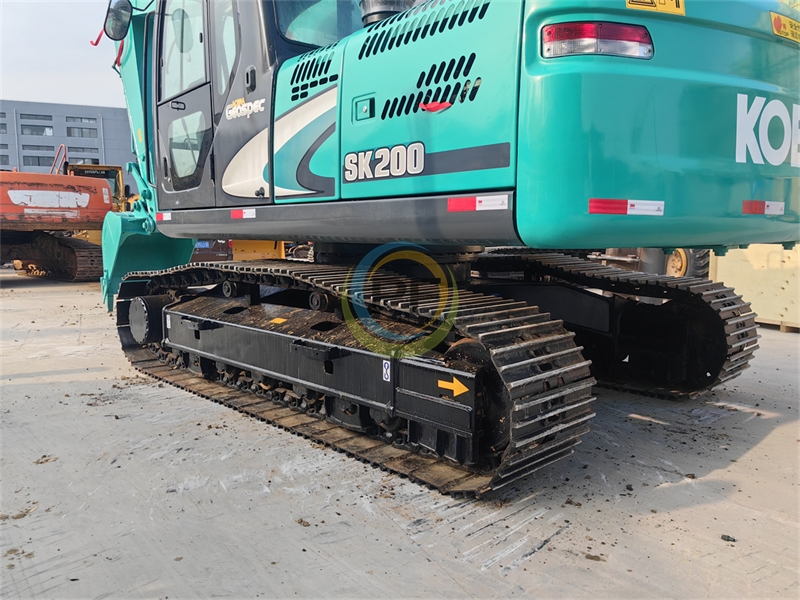 KOBELCO 200 EXCAVATOR SK200-8