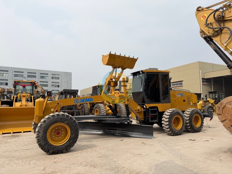 Used XCMG GR1803 Motor Grader