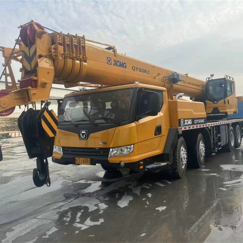 xcmg qy50 50ton truck crane