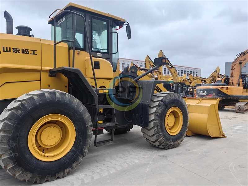 SDLG Loader L956F Almost New