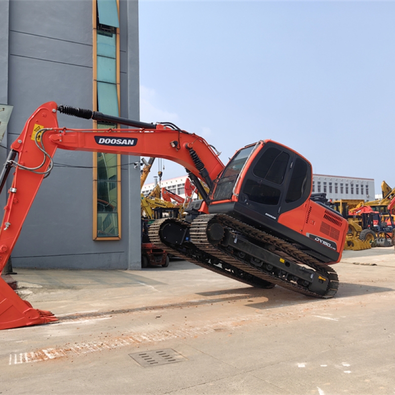 USED Excavators Doosan Dx150LC Dx140 For Sale