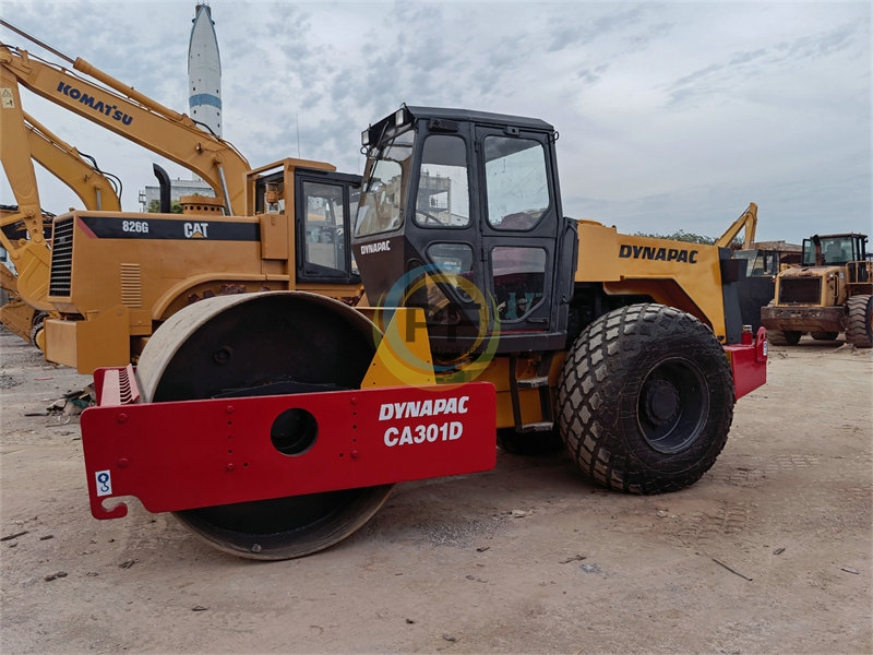 Dynapac CA301D Road Roller