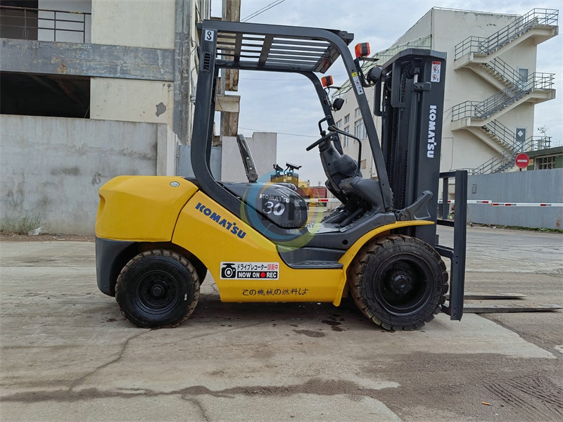 used forklift 3ton 4.5m high