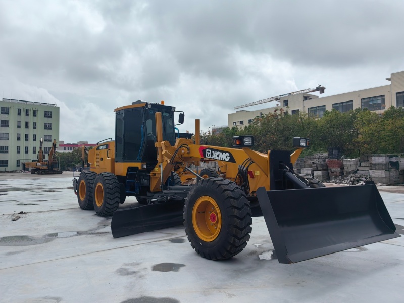 XCMG Grader GR1803 FOR  SALE