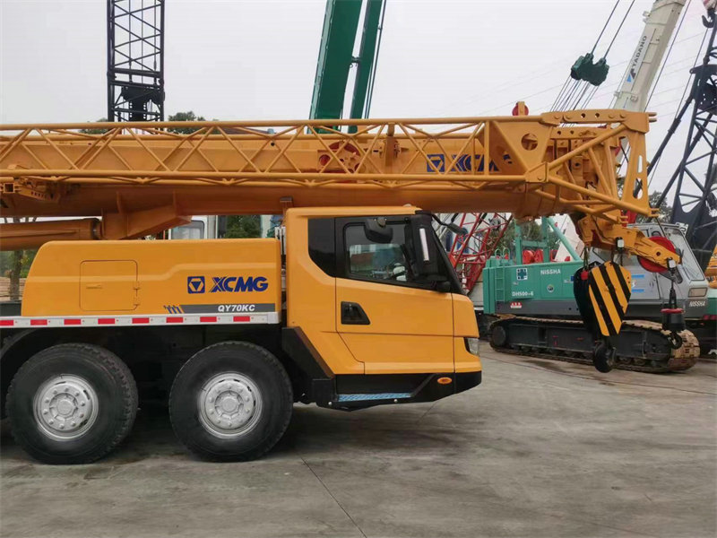 China crane xcmg 70ton QY70k truck crane