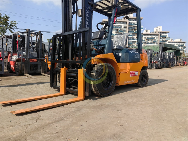3ton forklift toyota 7FD30