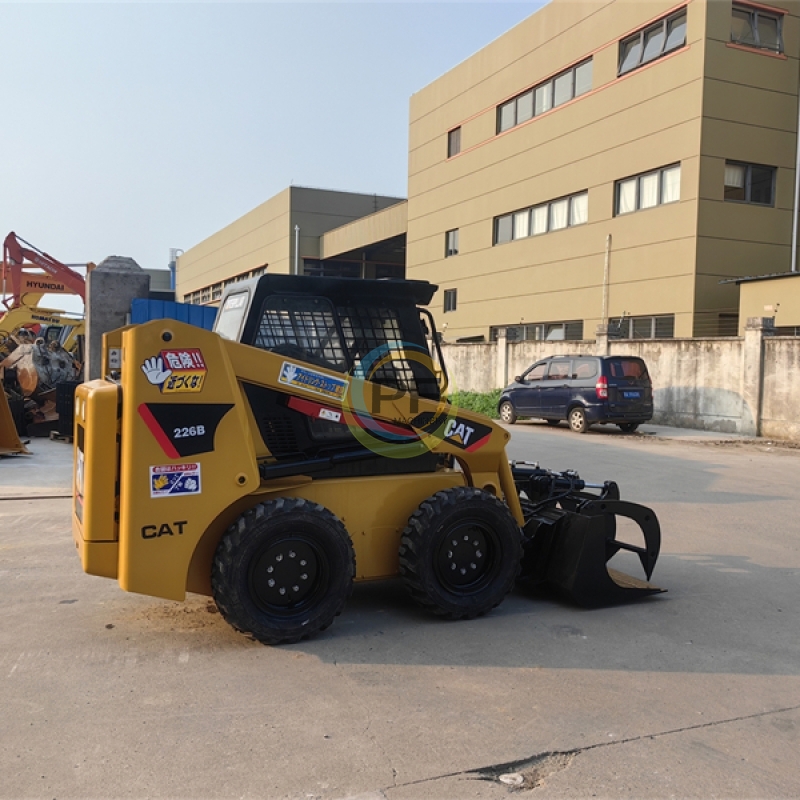 USED Cat Skid Steer Loader 226b