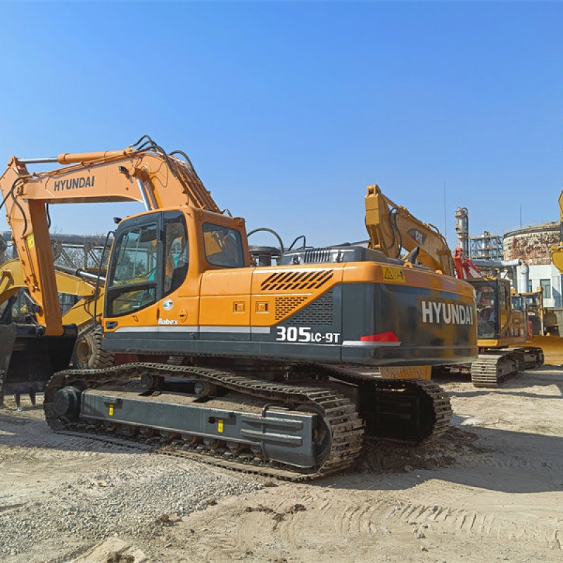Hyundai 305LC-9T Excavator