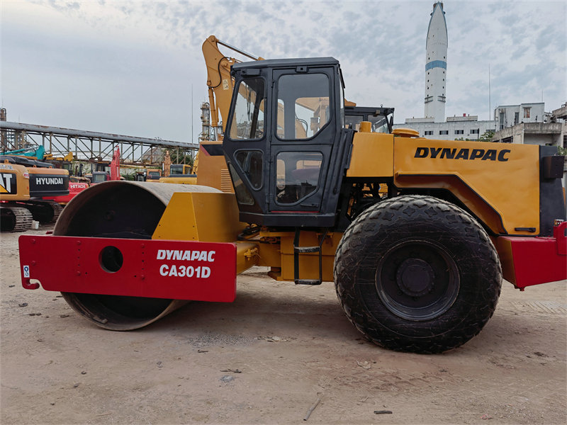 Dynapac CA301D Road Roller