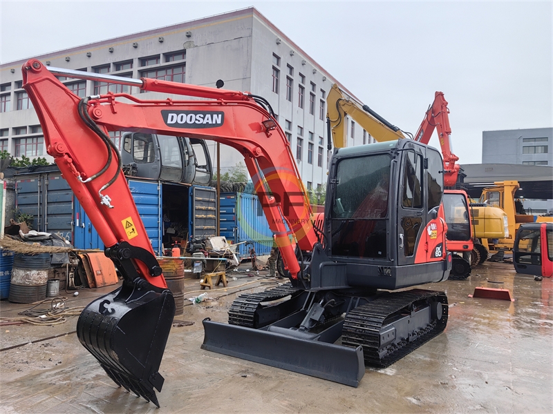 Used Doosan Excavator DX60 60-9