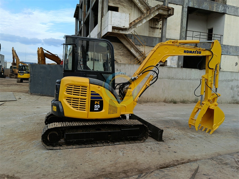 used komatsu excavator pc55MR