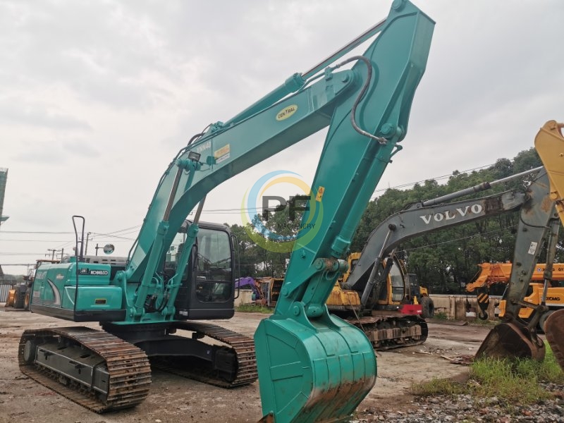 Kobelco SK200-8 Excavator