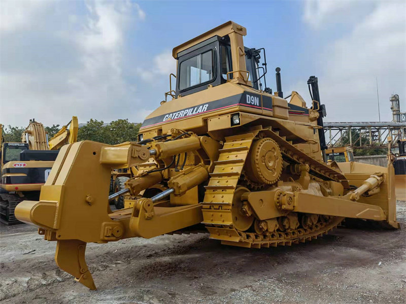 Cat  D9N Crawler Bulldozer