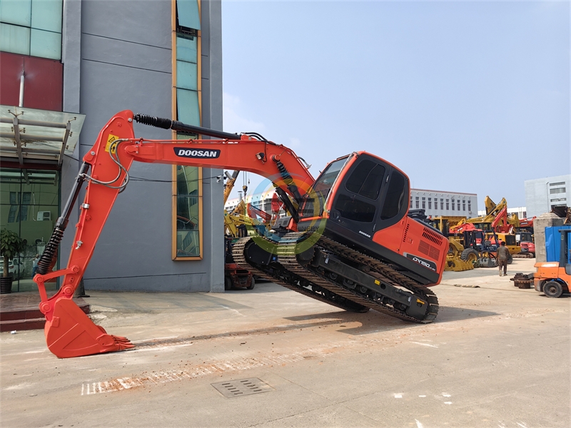 USED Excavators Doosan Dx150LC Dx140 For Sale