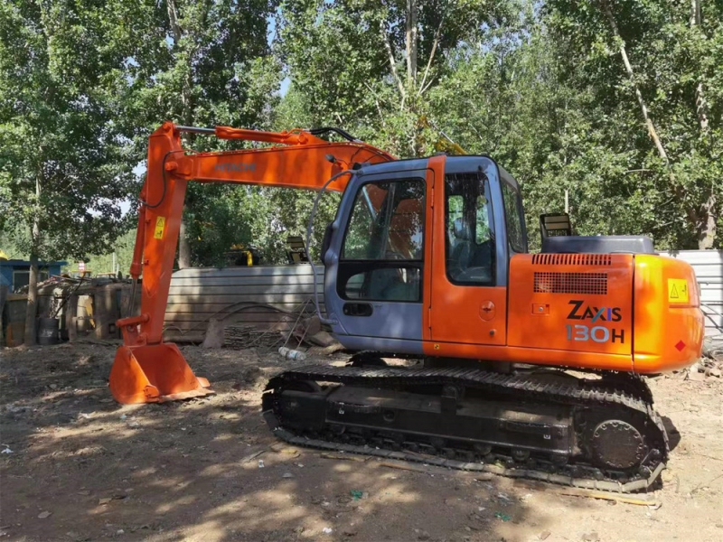 Hitachi zaxis 130h Excavator