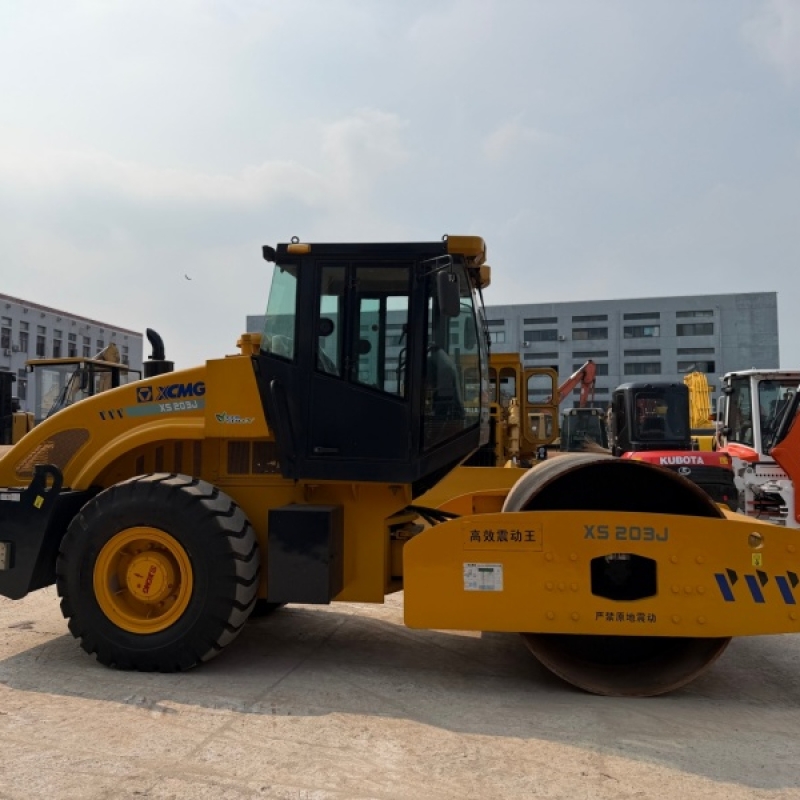 XS203J Used road roller on sale