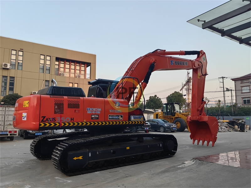 Hitachi zaxis 350-3 excavator