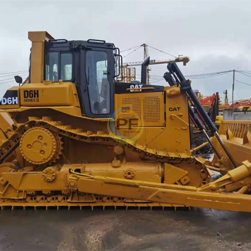 Caterpillar D6h Bulldozer
