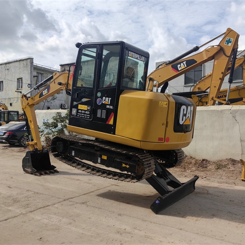 Cat 305 mini excavator