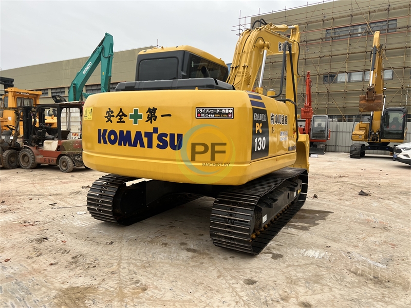 Komatsu PC130-7 excavator