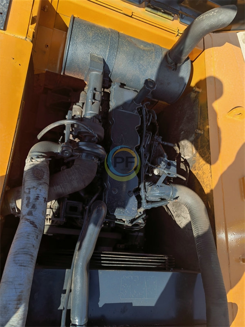 Hyundai 305LC-9T Excavator